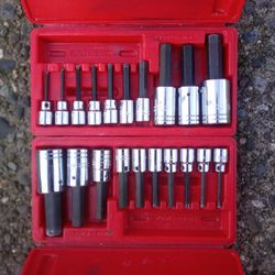 PROTO Hex Bit Sets 1/8to5/8&4to17mm Very Good Condition. Many Other Tools For Sale. For Pickup Fremont Sea. No Low Ball Offers Please. No Trades