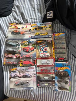 Hot wheel lot