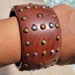 Vtg Handcraft Wood , Brass & Metal Bangle/Bracelet Size 2.75 Diameter( Inner)