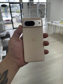  $5 Down | Payment Plan Option Available / Pixel 8 6.2" (Unlocked) 128GB Excellent Rose