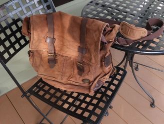 CLELO Leather Retro Bag

