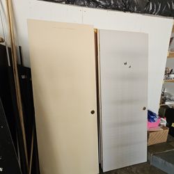 FREE 7 Door. Pickup Only. Not Holding Who Ever Can Come First 