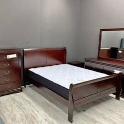 $10 Down Payment Finance ▪️Brand New ▪️Louis Philippe Cherry 5 Piece Queen Panel Bedroom Set ▪️