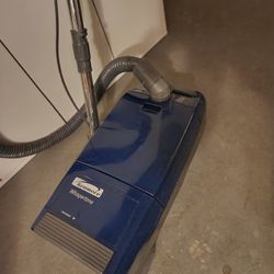 Kenmore Canister Vaccum