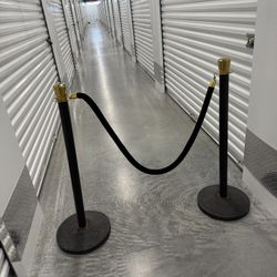 Coucheta Stanchion Posts with 2x5FT Velvet Ropes, Crowd Control Barrier Set for Queue, Party, Red Carpet, Grand Opening, Casino, Event Decorations