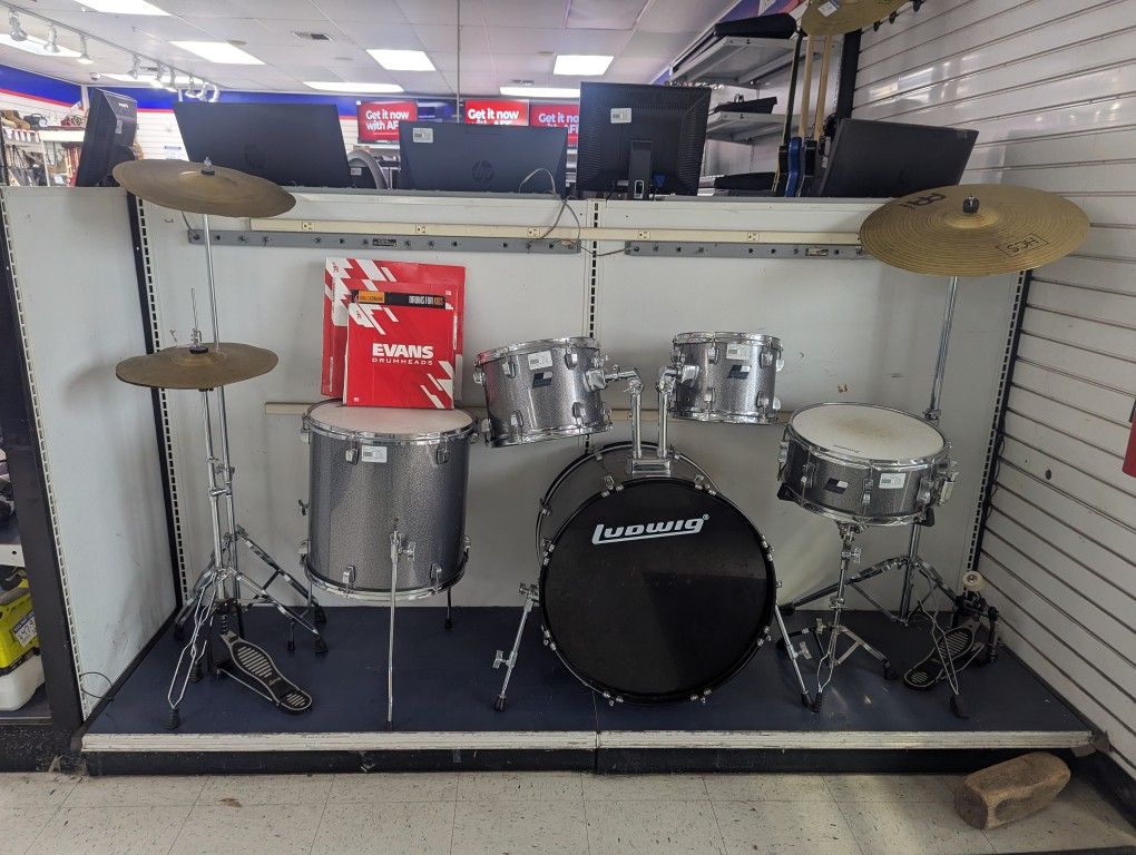 Ludwig Drum Set