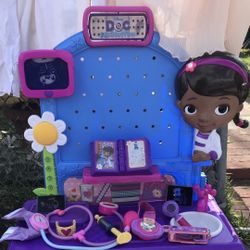 Doc McStuffins Make Sounds With Accessories