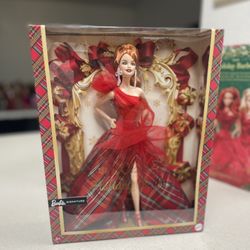 2024 Holiday barbie signature,red hair