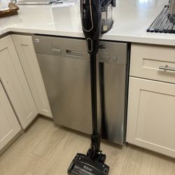 Shark Cordless Vacum
