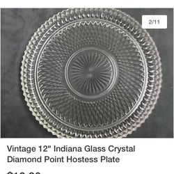 Glass hostess plate