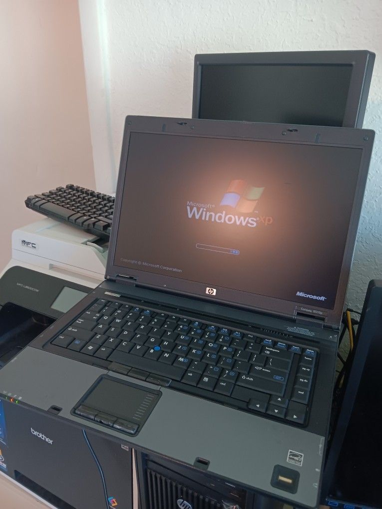 Windows XP HP Laptop For Sale