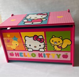 Hello Kitty Wooden Storage Toy Box