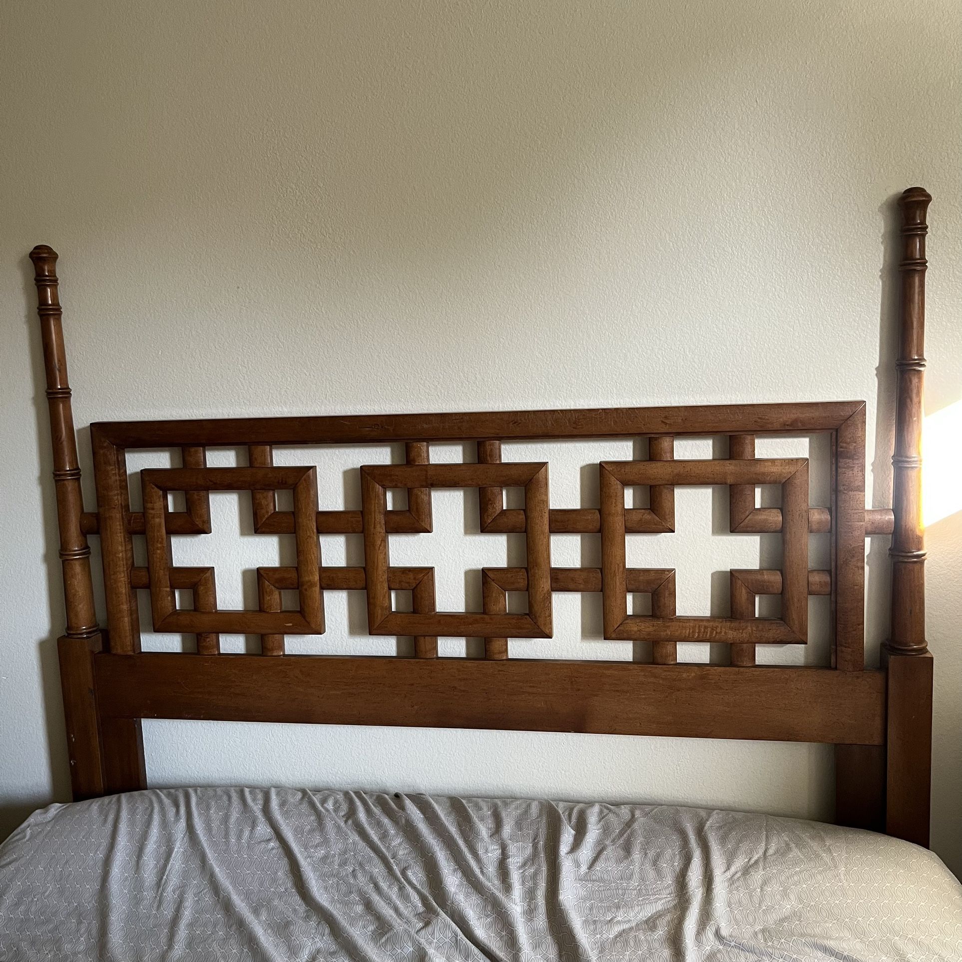Vintage QUEEN Faux Bamboo Wooden Chinese Inspired Mid Century Fretwork Headboard All Wood