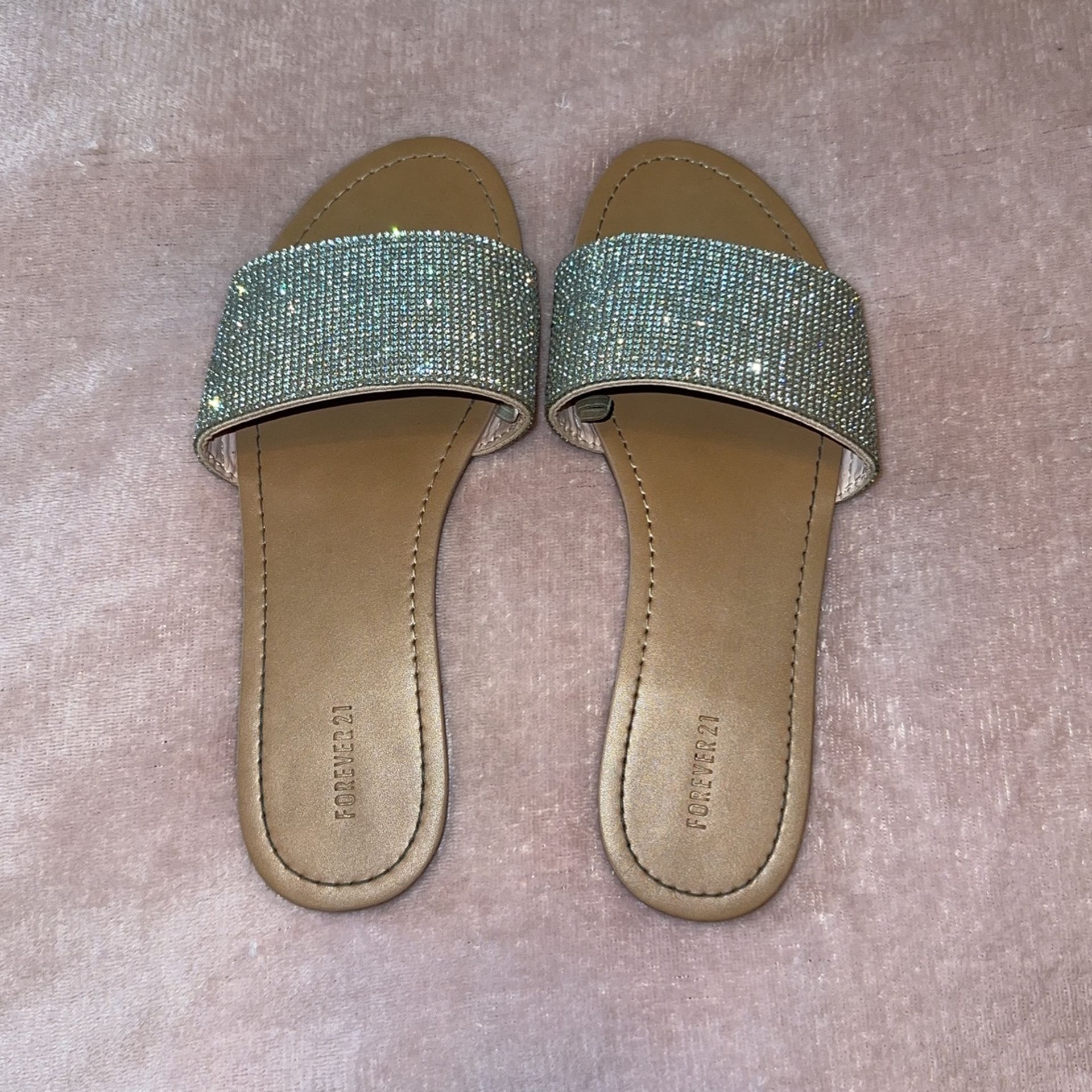 CHANEL Silver Leather Calfskin Crystal Stars Mules Sandals Sz. 38 for Sale  in Las Vegas, NV - OfferUp