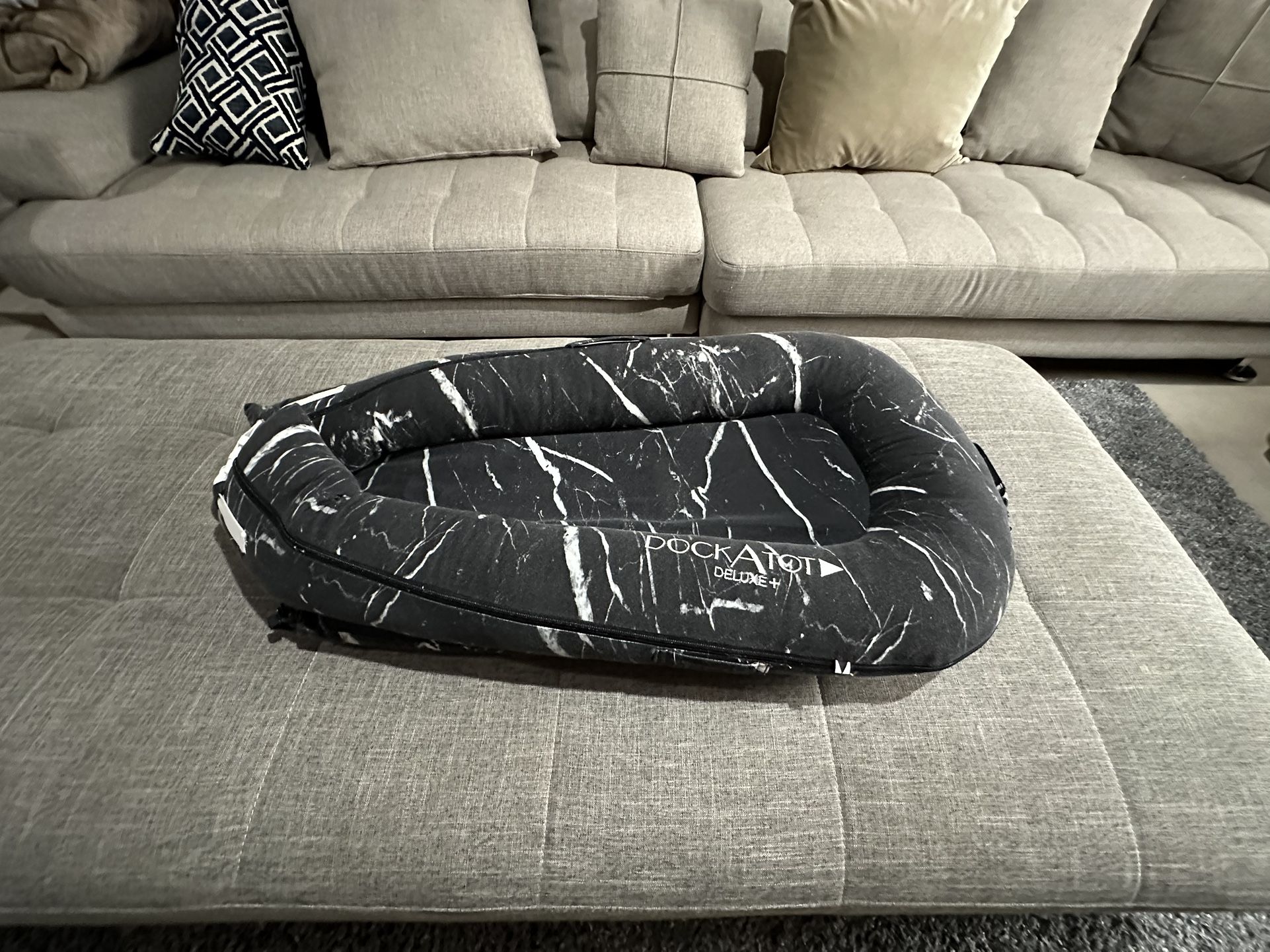 Dock a Tot Deluxe With Extra Cover and NIB Never Used Canopy