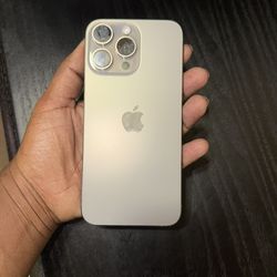 iPhone 15 Pro Max 256gb
