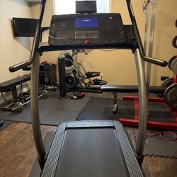 Norditrack Commercial Incline Treadmill X11i 