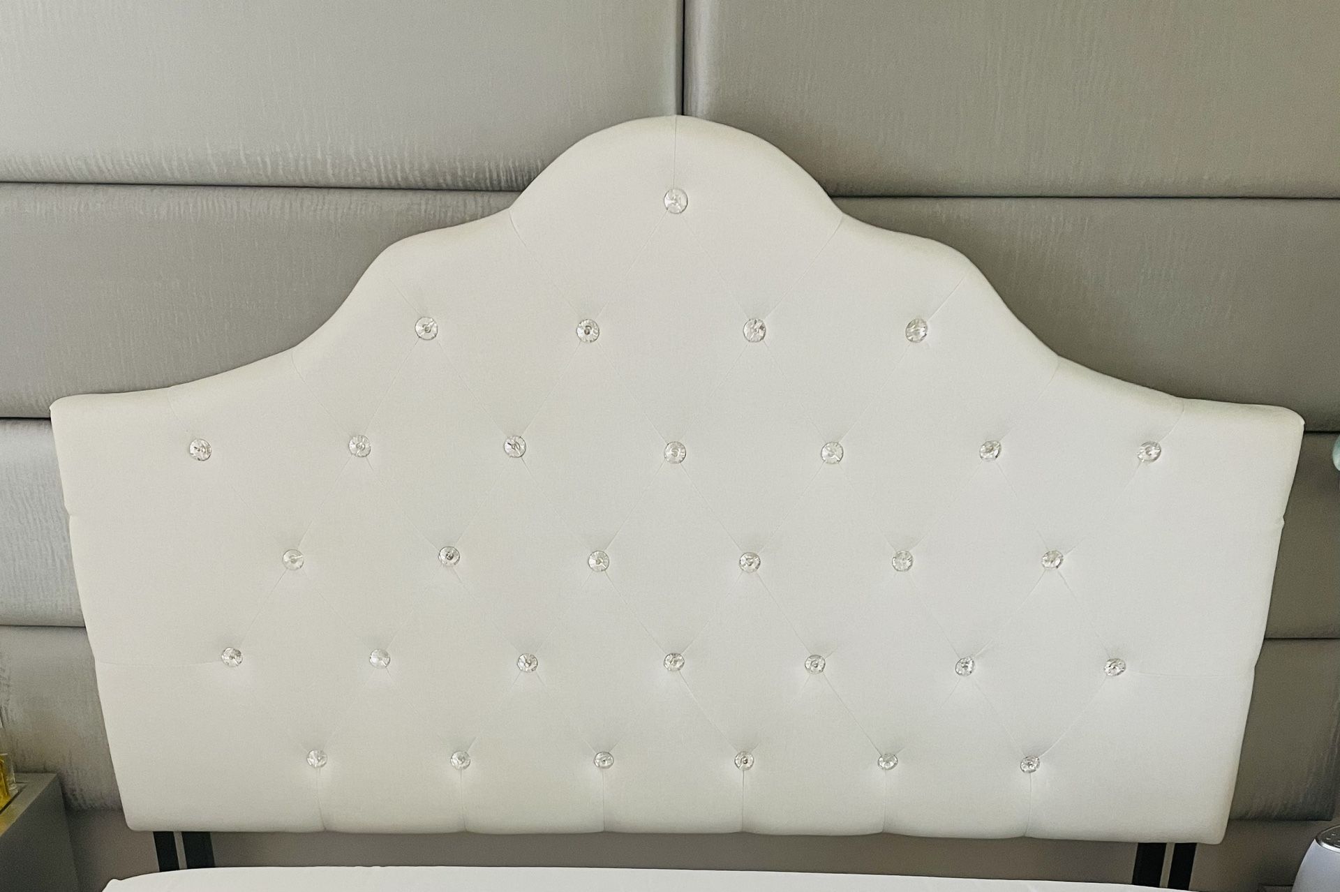 Tufted Upholstered Headboard