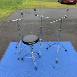 Mapex Drum Hardware = 3 Boom Stands + Throne