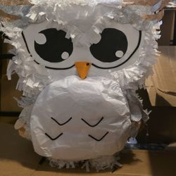 Owl Pinata White 20×5×17