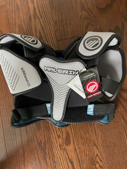 Maverik Charger Lacrosse Shoulder Pads Medium Brand New