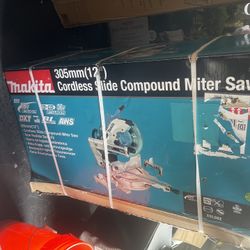 18V X2 LXT Lithium-Ion (36V) 12 in. Brushless Cordless Dual-Bevel Sliding Compound Miter Saw Laser Kit (5.0 Ah)