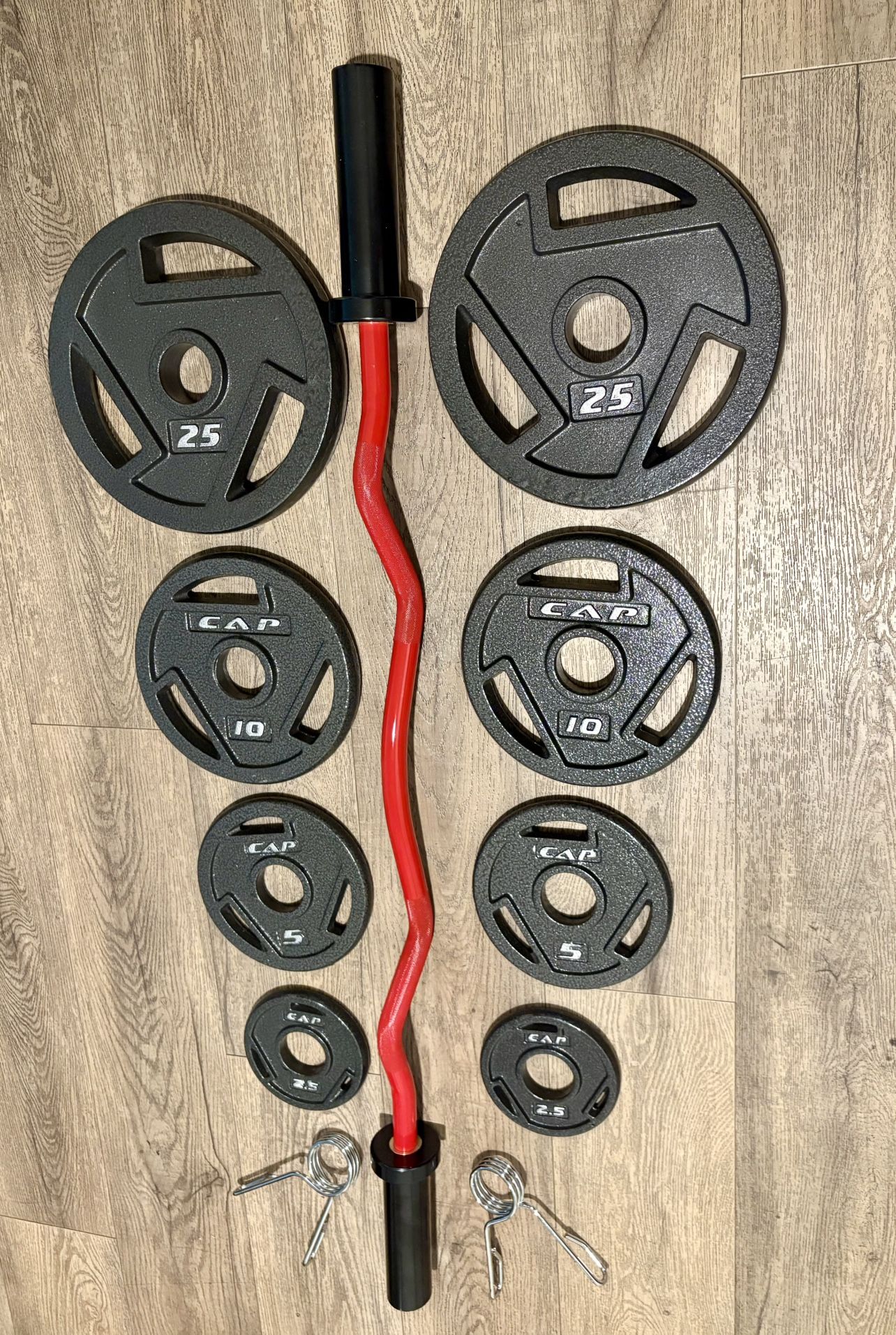 NEW Olympic Black Curl Bar With Pairs From 5s To 25s [total: 105 lbs)