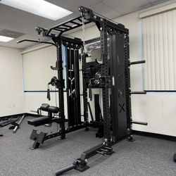 LYNX PRO 2-1 Ultimate Half Rack Functional Trainer/Gym Equipment/ Home Gym/ Fitness/ FREE DELIVERY 🚚 