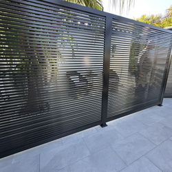 horizontal fence 