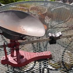 Lot Of Scales, The Red One Is B.S.%M. LIMITED very Rare Withabrass Bird As The Weight From Early 1900's, Old TRINER POSTAL SCALE, PLUS 2 PENNY WEIGHT 