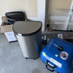 4 Items Each Items 5 Dollars Each Items