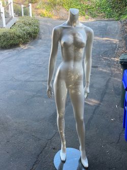 Mannequin full body female