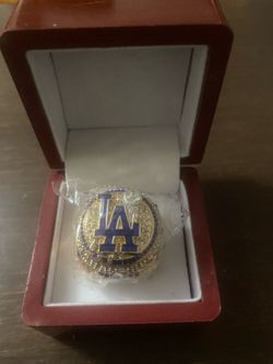 Othani 3 piece 25 World Series Ring