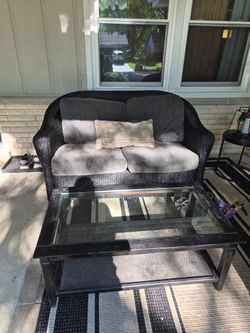 Floyd Flanders patio set, area rug and coffee table
