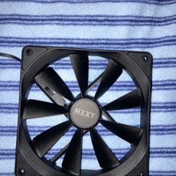 2 NZXT Fans