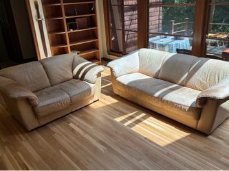 Natuzzi Leather Couch’s