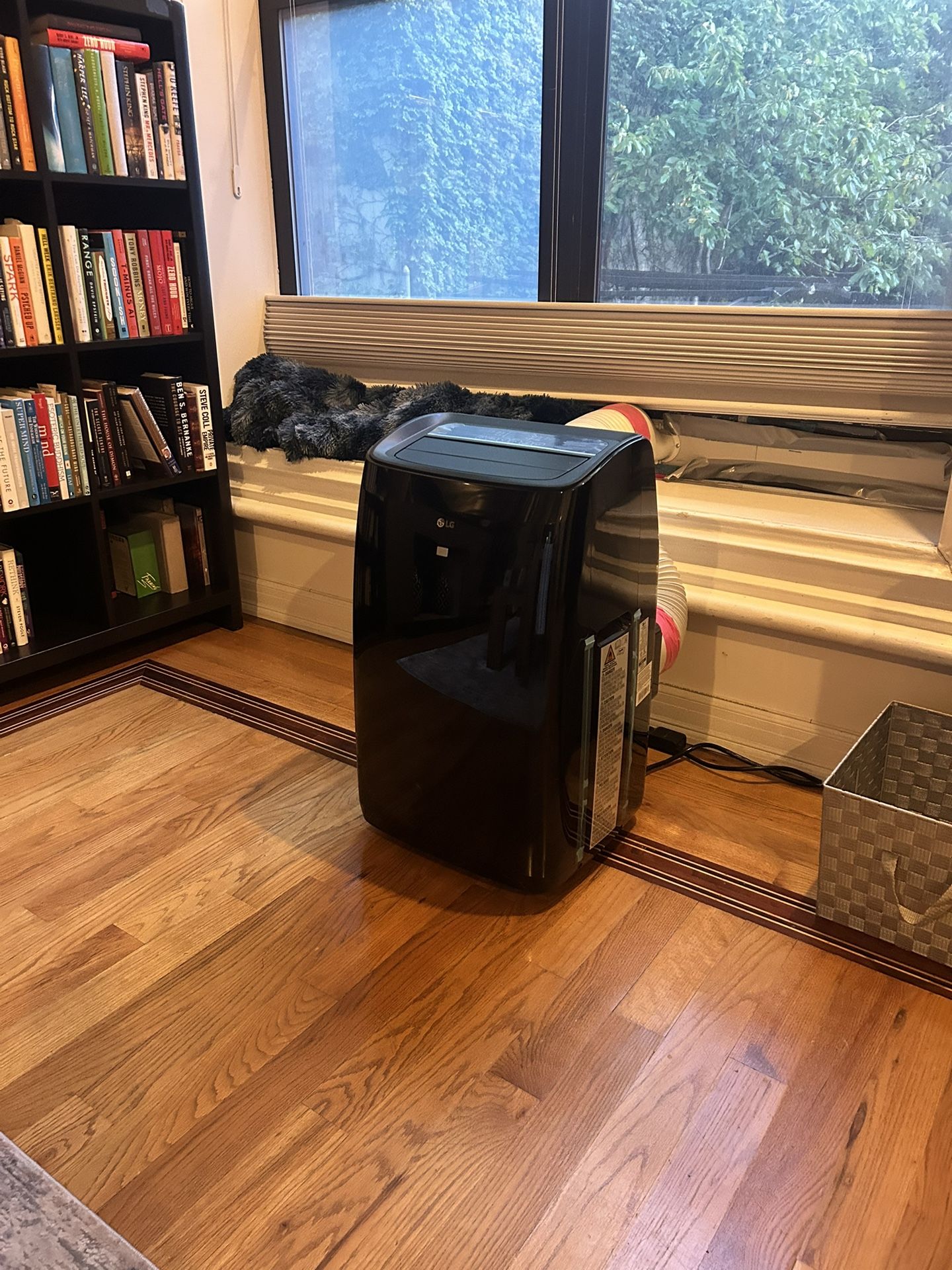 3 Separate LG AC Window Units In Good Condition 