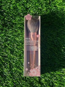 P101 loose powder brush