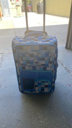 Kids Rolling Carry-On Luggage with Pouch