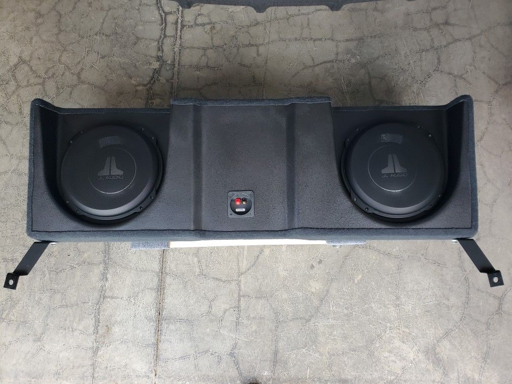 JL Audio Stealthbox For 2007-2013 GM Crew Cab Trucks