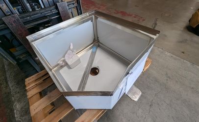 Clearance Corner Floor Sink Utility Sink NSF 104123L0326