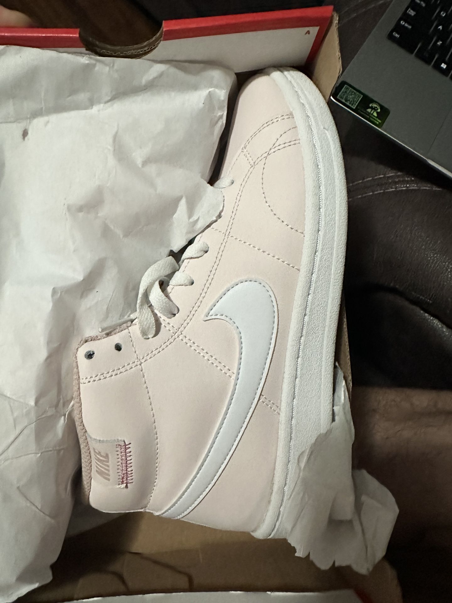 Nike Court Royale 2 MID