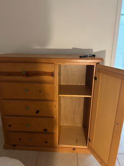Dresser