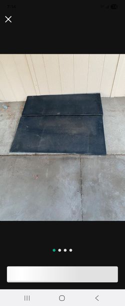 Rubber door supporter