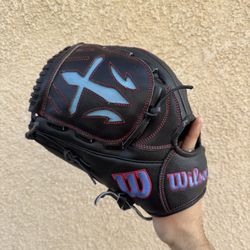 Wilson B23 A2000 Series Glove 12 Inch USED