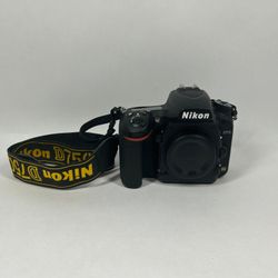 Broken Nikon D750 24.3MP DSLR Camera Body Only Stuck Shutter