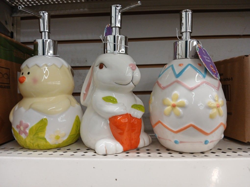 Brand New Ceramic Easter Soap Despensers