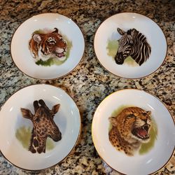 8 Wildlife Collectible Plates.  One Low Price 