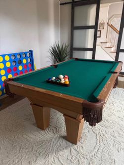 7’ Contender/Brunswick pool table