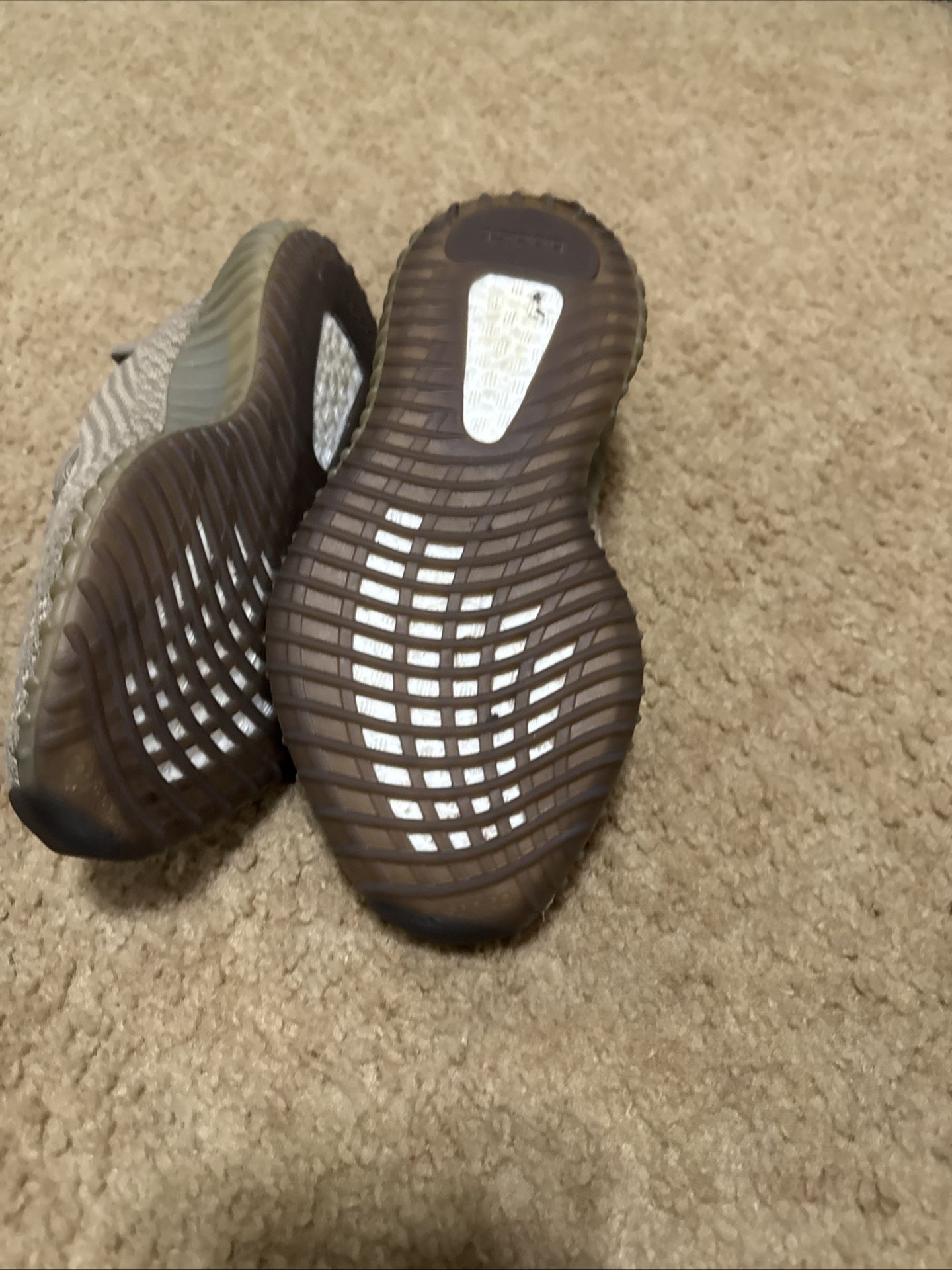 Adidas × Kanye West Yeezy Boost 350 V2 Sand Taupe Size 7